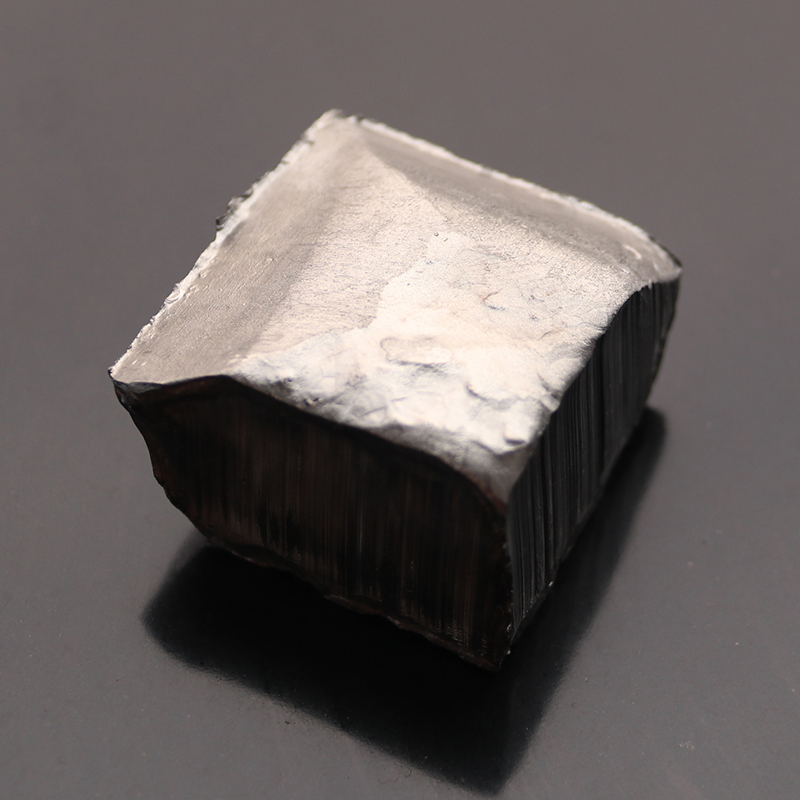 Gesmolten niobium